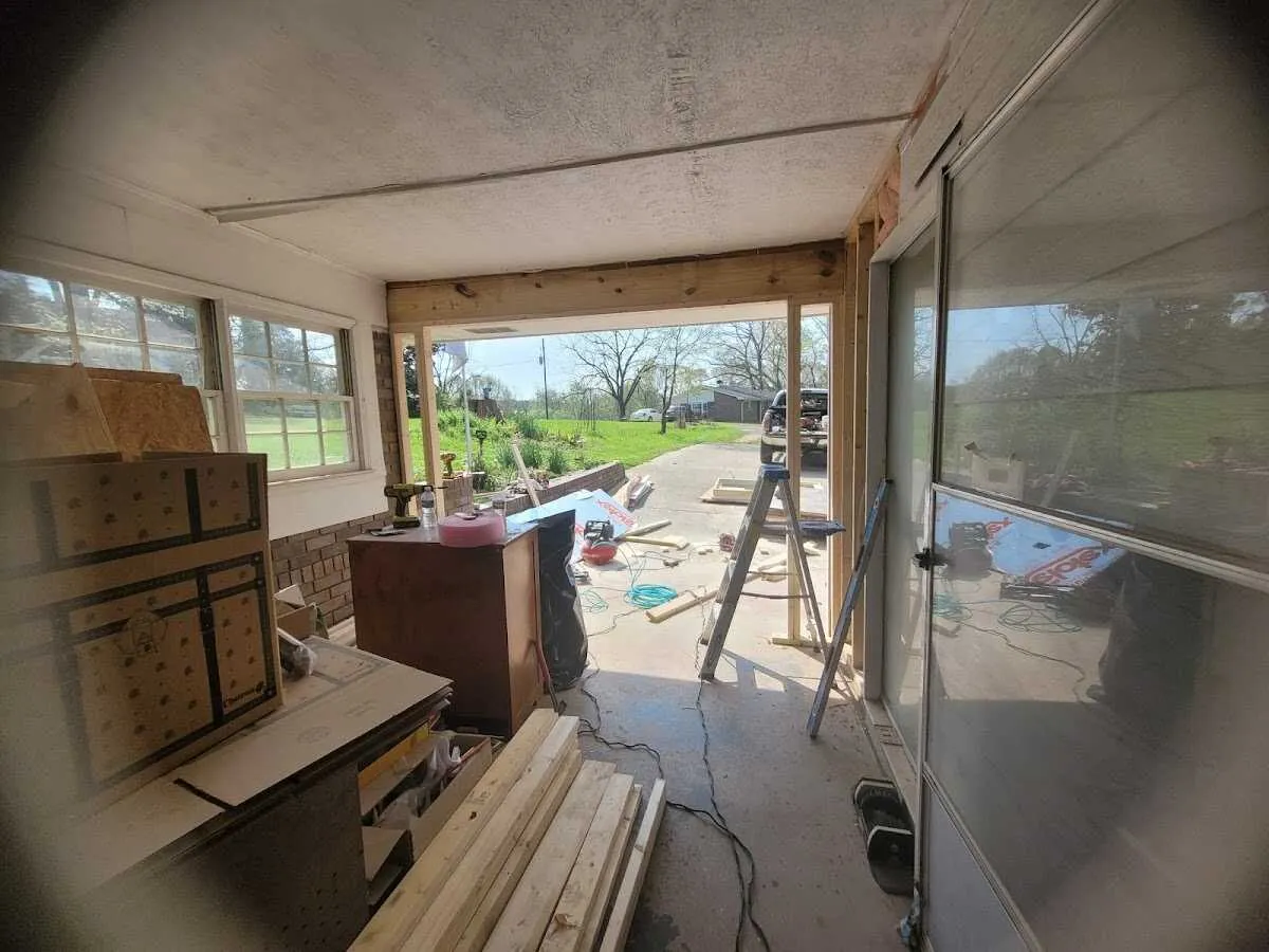 Air movers and dehumidifier for Drying & Dehumidification in Dos Palos